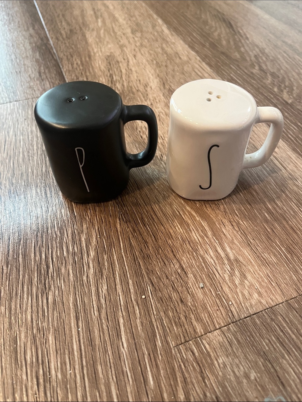 Rae Dunn Black & White Ceramic Salt and Pepper shaker Set